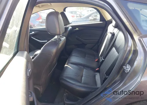 2014 Ford Focus Se from USA, damaged, VIN 1FADP3K26EL399621